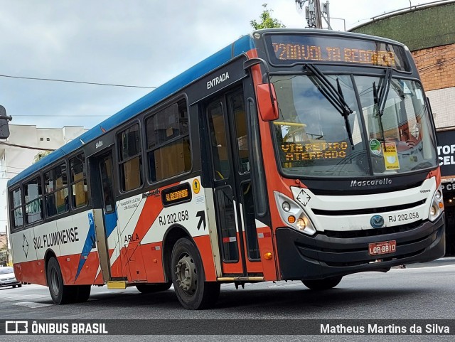 Viação Sul Fluminense RJ 202.058 na cidade de Volta Redonda, Rio de Janeiro, Brasil, por Matheus Martins da Silva. Número da foto: #8868528.