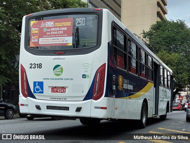 Viação Elite 2318 na cidade de Volta Redonda, Rio de Janeiro, Brasil, por Matheus Martins da Silva. ID da foto: 8868388.