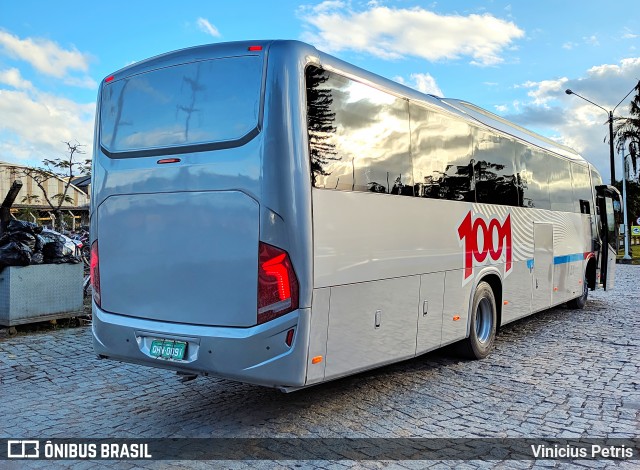 Auto Viação 1001  na cidade de Joinville, Santa Catarina, Brasil, por Vinicius Petris. ID da foto: 8866824.