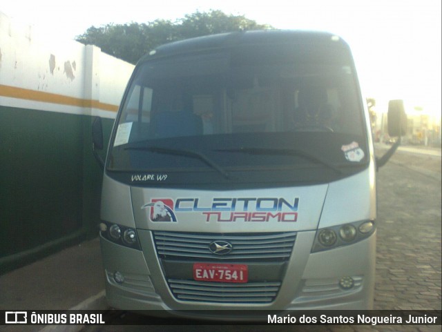 Cleiton Turismo 7541 na cidade de Irecê, Bahia, Brasil, por Mario dos Santos Nogueira Junior. Número da foto: #8892092.