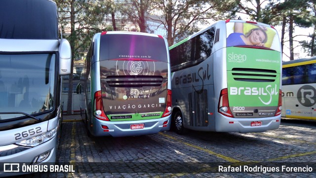 Viação Garcia 8433 na cidade de Curitiba, Paraná, Brasil, por Rafael Rodrigues Forencio. ID da foto: 8891854.