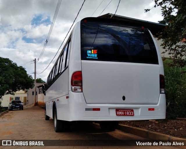 Líder Turismo 1833 na cidade de São João Evangelista, Minas Gerais, Brasil, por Vicente de Paulo Alves. ID da foto: 8896283.