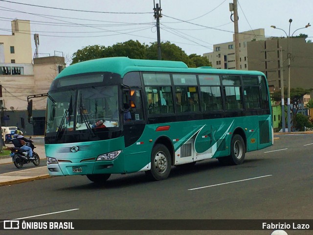 Ônibus Particulares  na cidade de Chorrillos, Lima, Lima Metropolitana, Peru, por Fabrizio Lazo. ID da foto: 8897183.