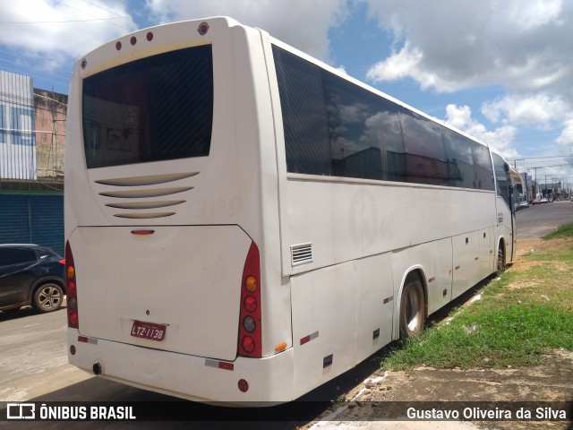 Ônibus Particulares LTZ-1138 na cidade de Porto Nacional, Tocantins, Brasil, por Gustavo Oliveira da Silva. Número da foto: #8897518.