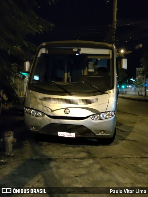 Ônibus Particulares 5652 na cidade de Rio de Janeiro, Brasil, por Paulo Vitor Lima. Número da foto: #8897443.