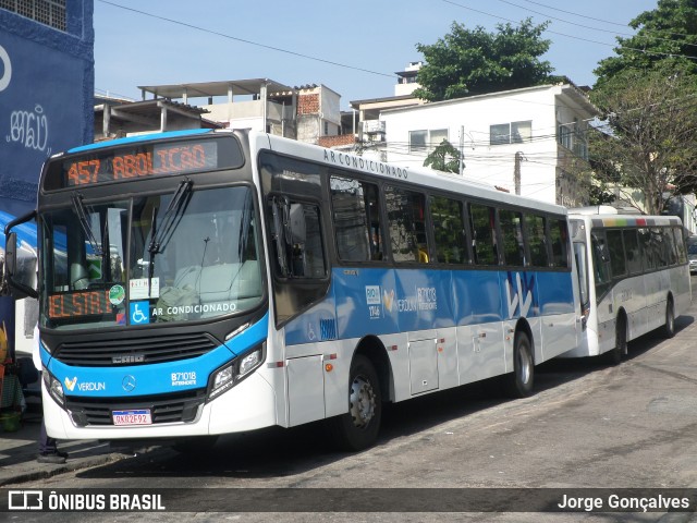Viação Verdun B71018 na cidade de Rio de Janeiro, Rio de Janeiro, Brasil, por Jorge Gonçalves. Número da foto: #8902732.