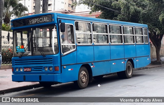 Ônibus Particulares 2372 na cidade de Belo Horizonte, Minas Gerais, Brasil, por Vicente de Paulo Alves. ID da foto: 8901973.