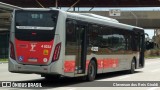 Express Transportes Urbanos Ltda 4 8233 na cidade de São Paulo, São Paulo, Brasil, por Cleverson dos Reis Giraldi. ID da foto: :id.