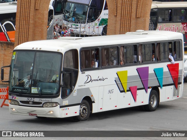 Domínio Transportadora Turística 925 na cidade de Aparecida, São Paulo, Brasil, por João Victor. ID da foto: 8906785.