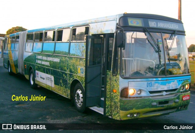 Metrobus 013 na cidade de Goiânia, Goiás, Brasil, por Carlos Júnior. ID da foto: 8910003.