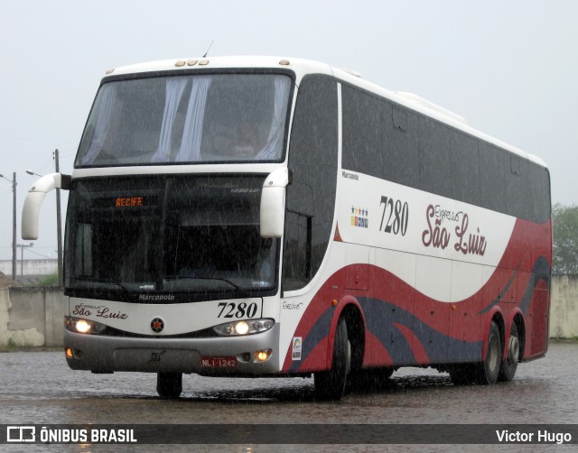 Expresso São Luiz 7280 na cidade de Caruaru, Pernambuco, Brasil, por Victor Hugo. Número da foto: #8913953.