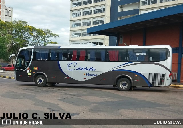 Coldebella Turismo 840 na cidade de Porto Alegre, Rio Grande do Sul, Brasil, por JULIO SILVA. ID da foto: 8913897.