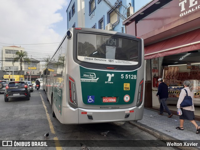 Move 5 5128 na cidade de São Paulo, São Paulo, Brasil, por Welton Xavier. Número da foto: #8911070.