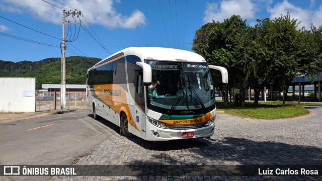 Viação Bassamar 203 na cidade de Juiz de Fora, Minas Gerais, Brasil, por Luiz Carlos Rosa. ID da foto: 8915503.