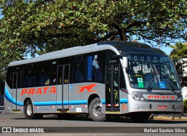Expresso de Prata 1371 na cidade de Bauru, São Paulo, Brasil, por Rafael Santos Silva. Número da foto: #8871435.
