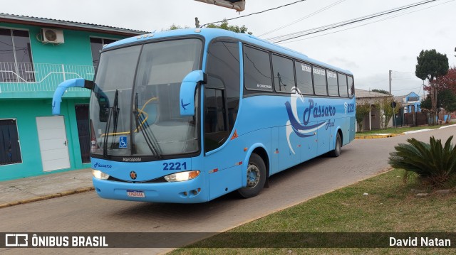 Turismo Pássaro Azul 2221 na cidade de Candiota, Rio Grande do Sul, Brasil, por David Natan. Número da foto: #8926610.