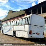 Ônibus Particulares 5768 na cidade de Governador Valadares, Minas Gerais, Brasil, por Leo da Silva de Araújo. Número da foto: #:id.