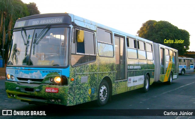 Metrobus 013 na cidade de Goiânia, Goiás, Brasil, por Carlos Júnior. Número da foto: #8929606.