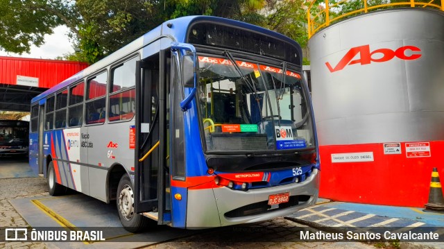 Auto Viação ABC 525 na cidade de São Bernardo do Campo, São Paulo, Brasil, por Matheus Santos Cavalcante. ID da foto: 8933067.