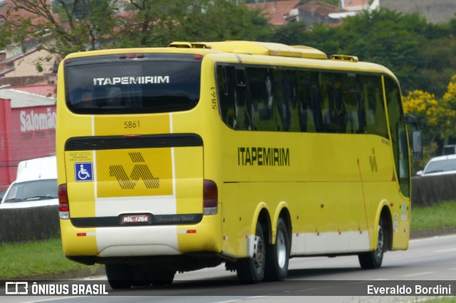 Viação Itapemirim 5861 na cidade de Caçapava, São Paulo, Brasil, por Everaldo Bordini. ID da foto: 8937408.