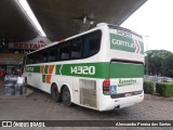 Empresa Gontijo de Transportes 14320 na cidade de Uberlândia, Minas Gerais, Brasil, por Alessandro Pereira dos Santos. ID da foto: :id.