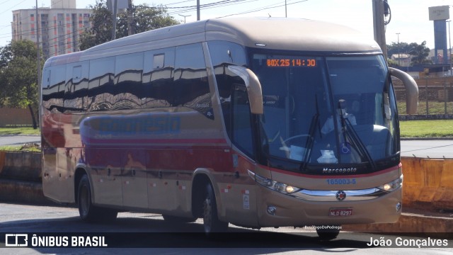 Auto Viação Goianésia 165003-5 na cidade de Taguatinga, Distrito Federal, Brasil, por João Gonçalves. Número da foto: #8941375.