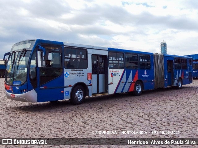 Transportes Capellini 7004 na cidade de Hortolândia, São Paulo, Brasil, por Henrique Alves de Paula Silva. ID da foto: 8941999.