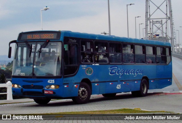 Biguaçu Transportes Coletivos Administração e Participação 425 na cidade de Florianópolis, Santa Catarina, Brasil, por João Antonio Müller Muller. Número da foto: #8943409.