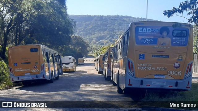 Companhia Carris Porto-Alegrense 0033 na cidade de Porto Alegre, Rio Grande do Sul, Brasil, por Max Ramos. Número da foto: #8943333.