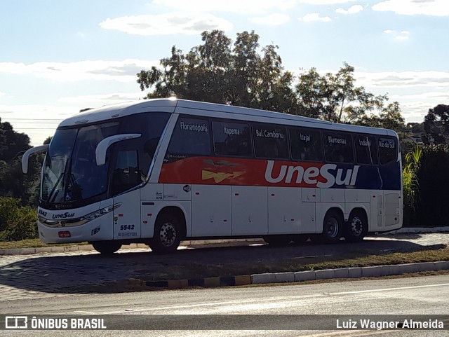 Unesul de Transportes 5542 na cidade de Vila Flores, Rio Grande do Sul, Brasil, por Luiz Wagner Almeida. Número da foto: #8872370.