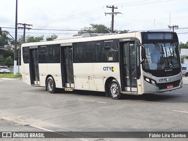 City Transporte Urbano Intermodal - Guarujá 411 na cidade de Guarujá, São Paulo, Brasil, por Fábio Lira Santos. Número da foto: #8873142.