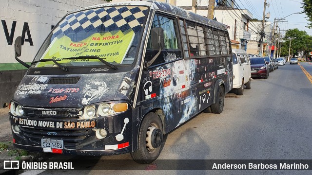 Ônibus Particulares PANTERA TATOO ESTUDIO na cidade de São Paulo, São Paulo, Brasil, por Anderson Barbosa Marinho. Número da foto: #8873915.