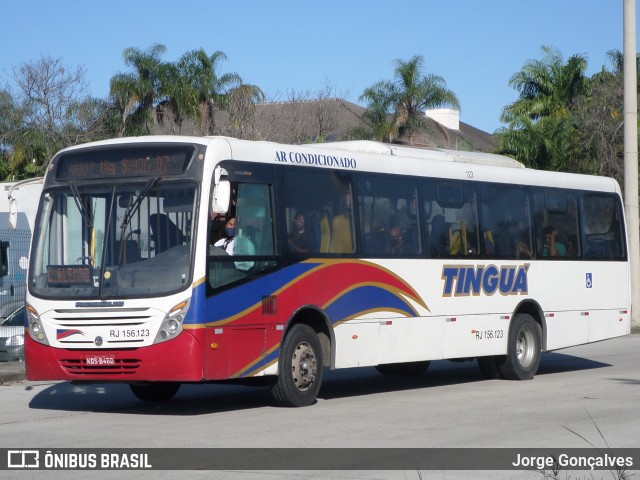 Transportadora Tinguá RJ 156.123 na cidade de Rio de Janeiro, Rio de Janeiro, Brasil, por Jorge Gonçalves. Número da foto: #8874051.
