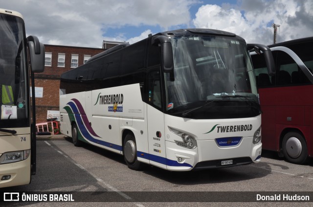 Twerenbold Reisen 4 na cidade de Exeter, Devon, Inglaterra, por Donald Hudson. Número da foto: #8872442.