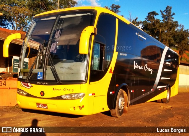 Vera Cruz Transporte e Turismo 1930 na cidade de Araxá, Minas Gerais, Brasil, por Lucas Borges . Número da foto: #8947699.