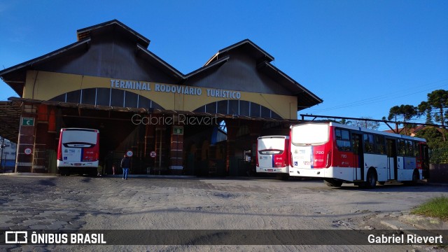 Rigras Transporte Coletivo e Turismo 720 na cidade de Ribeirão Pires, São Paulo, Brasil, por Gabriel Rievert. Número da foto: #8951977.