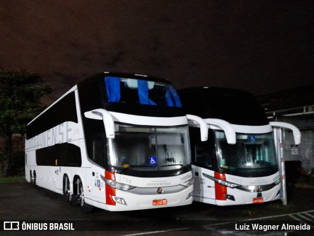 Auto Viação Catarinense 3706 na cidade de Porto Alegre, Rio Grande do Sul, Brasil, por Luiz Wagner Almeida. ID da foto: 8950439.