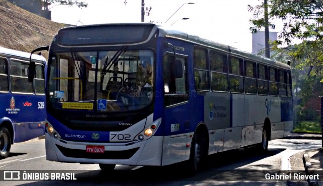 Suzantur Diadema 702 na cidade de Diadema, São Paulo, Brasil, por Gabriel Rievert. Número da foto: #8951962.