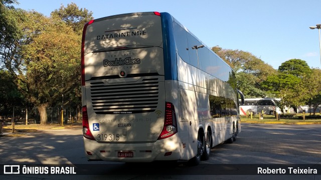 Auto Viação Catarinense 319315 na cidade de São Paulo, São Paulo, Brasil, por Roberto Teixeira. Número da foto: #8951794.