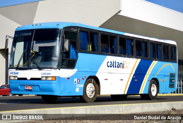 Cattani Sul Transportes e Turismo 41544 na cidade de Francisco Beltrão, Paraná, Brasil, por Daniel Budal de Araújo. Número da foto: #8952546.