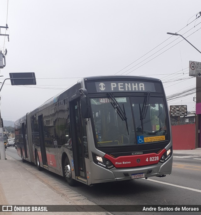 Express Transportes Urbanos Ltda 4 8228 na cidade de São Paulo, São Paulo, Brasil, por Andre Santos de Moraes. ID da foto: 8875870.