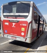 Pêssego Transportes 4 7854 na cidade de São Paulo, São Paulo, Brasil, por Andre Santos de Moraes. Número da foto: #:id.