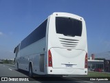 Ônibus Particulares 0000 na cidade de Taubaté, São Paulo, Brasil, por Alex Aparecido. Número da foto: #8876335.