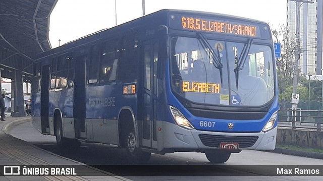 SOPAL - Sociedade de Ônibus Porto-Alegrense Ltda. 6607 na cidade de Porto Alegre, Rio Grande do Sul, Brasil, por Max Ramos. ID da foto: 8877774.