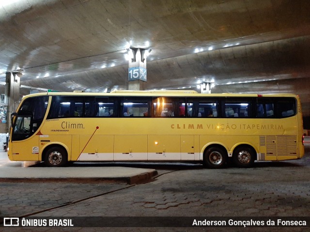 Viação Itapemirim 8831 na cidade de Uberlândia, Minas Gerais, Brasil, por Anderson Gonçalves da Fonseca. ID da foto: 8882283.