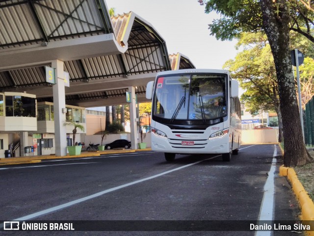 Cristalense Transportes e Turismo 2085 na cidade de Franca, São Paulo, Brasil, por Danilo Lima Silva. Número da foto: #8881161.