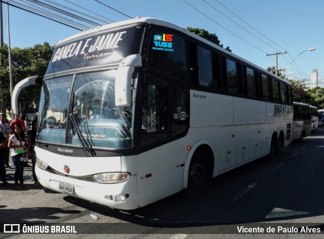 Canela e Jaime Turismo 2830 na cidade de Belo Horizonte, Minas Gerais, Brasil, por Vicente de Paulo Alves. ID da foto: 8882750.