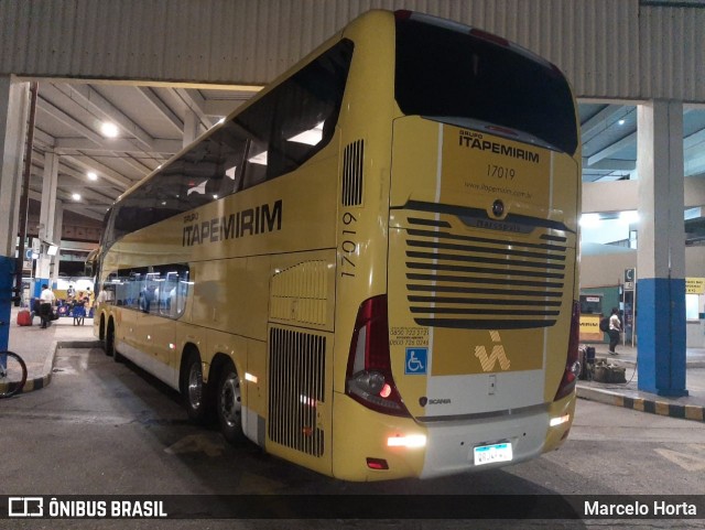 Viação Itapemirim 17019 na cidade de Rio de Janeiro, Rio de Janeiro, Brasil, por Marcelo Horta. Número da foto: #8882751.