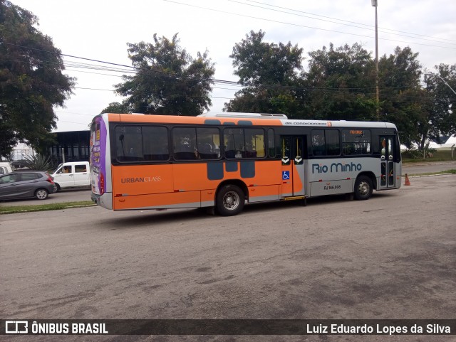 Transturismo Rio Minho RJ 166.008 na cidade de Niterói, Rio de Janeiro, Brasil, por Luiz Eduardo Lopes da Silva. Número da foto: #8883804.