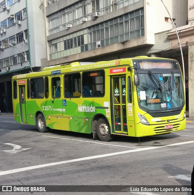 Santo Antônio Transportes Niterói 2.2.075 na cidade de Niterói, Rio de Janeiro, Brasil, por Luiz Eduardo Lopes da Silva. Número da foto: #8883800.